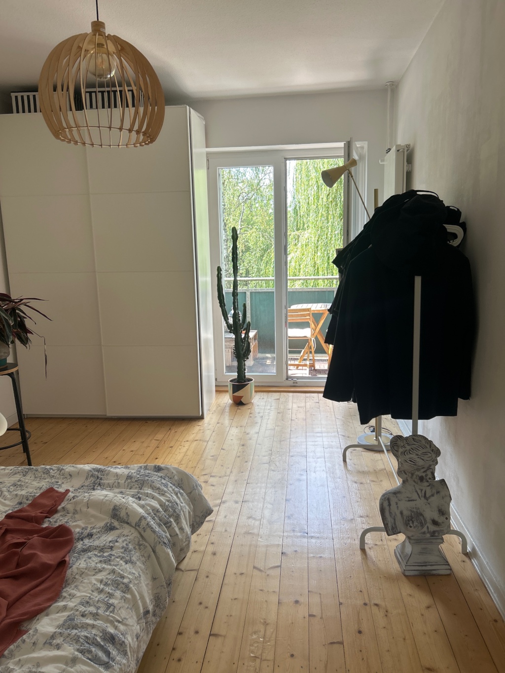 BEFRISTET ab 1.12.26 Wohnung in Hamburg Ottensen, Nähe Elbe – Nähe Zeise 1, 22763 Hamburg Ottensen – Vorschaubild 2