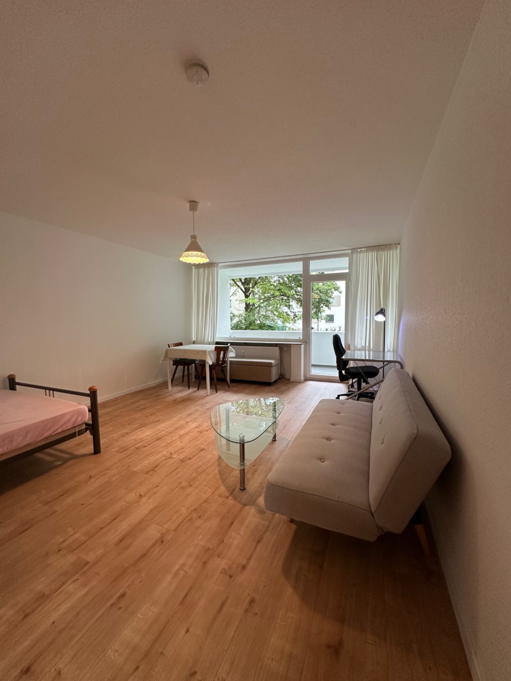 Vollmöblierte Einzimmerwohnung in Bonn-Auerberg mit Balkon – ab November zu vermieten – Pariser Straße 50, 53117 Bonn Auerberg – Vorschaubild 8
