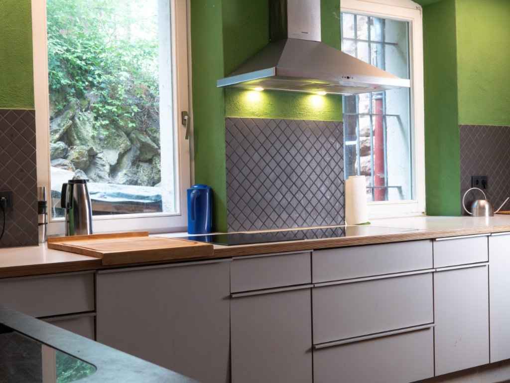 WG-Zimmer Mitte Etzelstraße 7 - helle Küche