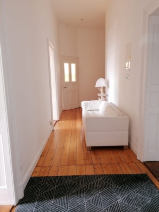 Ad image: Several and beautiful old building rooms in the middle of Hameln