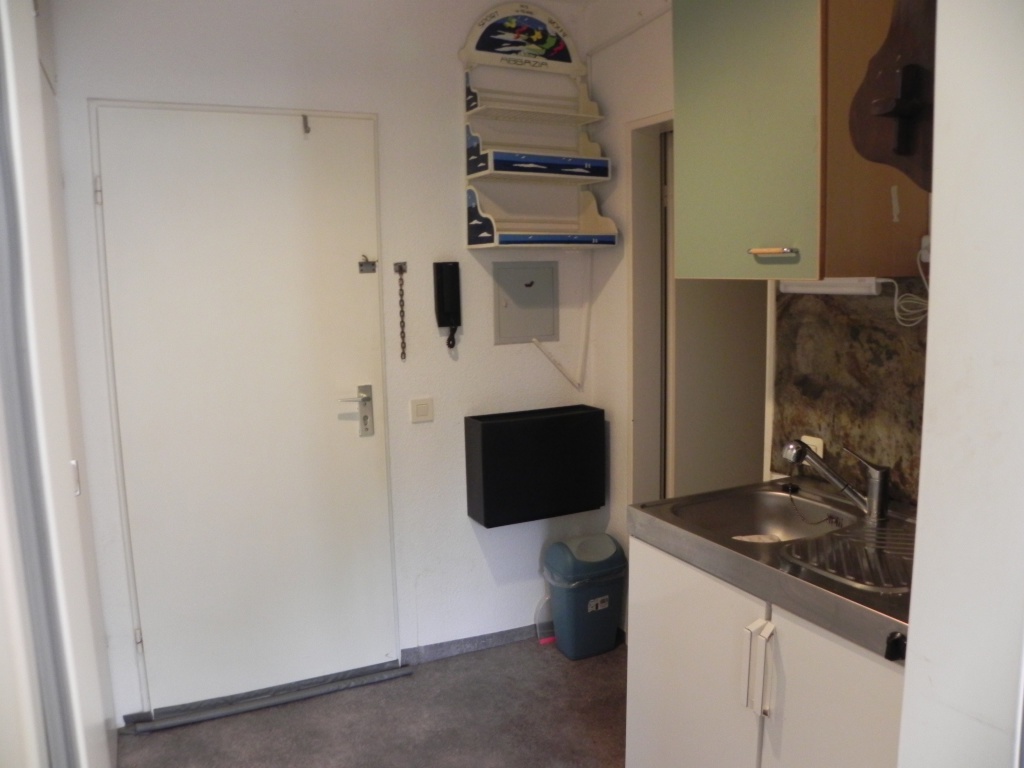 Möbliertes Apartment Nähe Seestern, Huawei, Vodafone – 40547 Düsseldorf Düsseldorf - Lörick – Vorschaubild 12