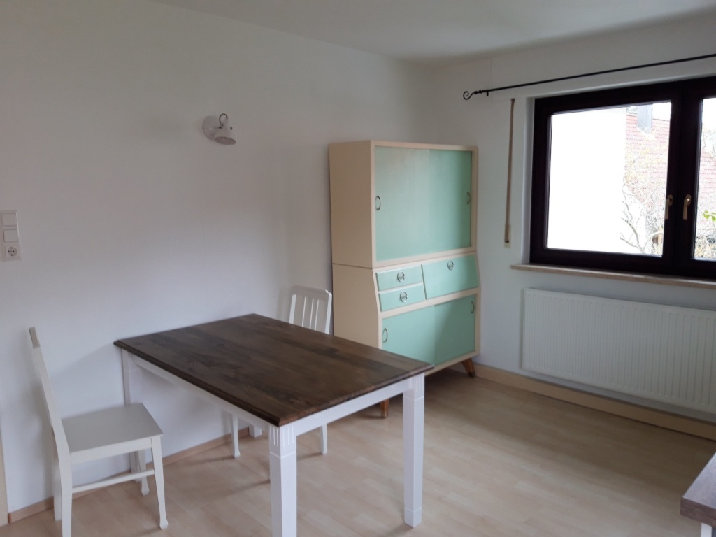 WG-Zimmer Dechsendorf Egerstraße - Essbereich in der Küche