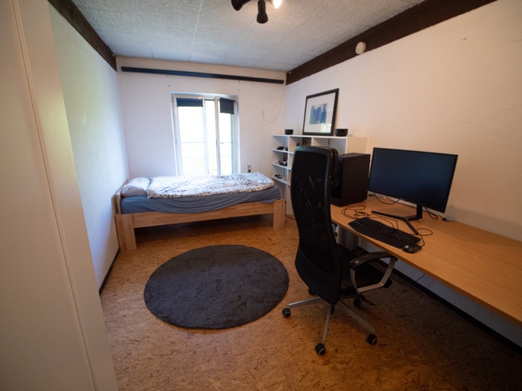 WG-Zimmer Mitte Etzelstraße 7 - Stundenenzimmer mit Blick über Stuttgart