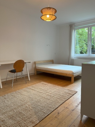 Anzeigenbild: 🎓 Frisch renovierte 2er-WG – möbliert & ab Oktober frei!