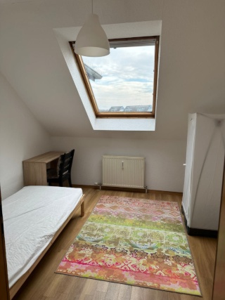 Anzeigenbild: WG-Zimmer in Brühl (gute Anbindung nach Köln und Bonn)