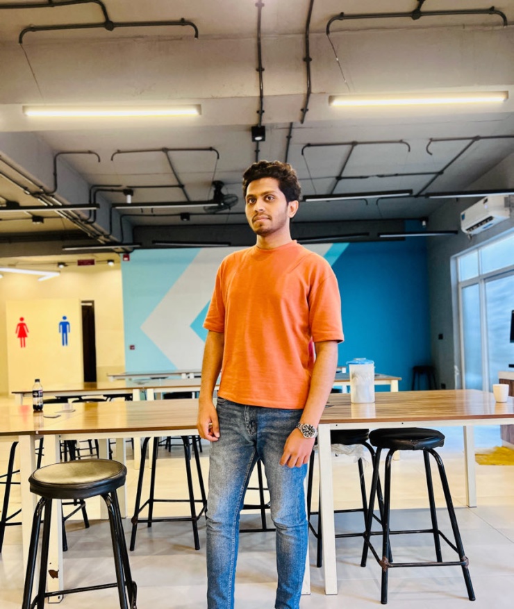 Ad image: Neat and Clean flat is needed