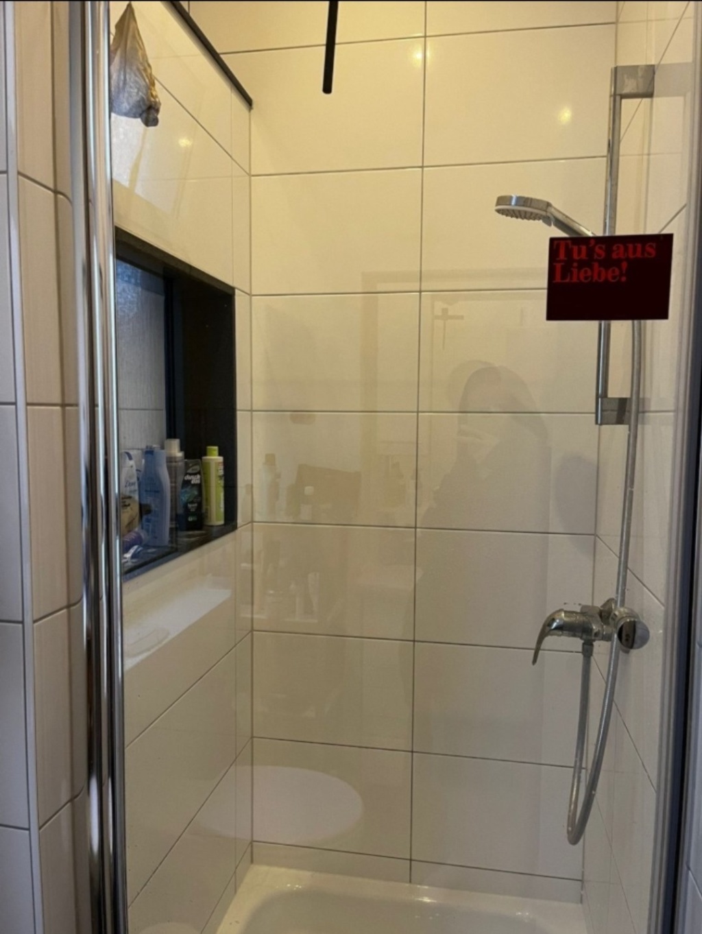 Flatshare Hafen Dortmunder Straße - sehr krasse dusche
