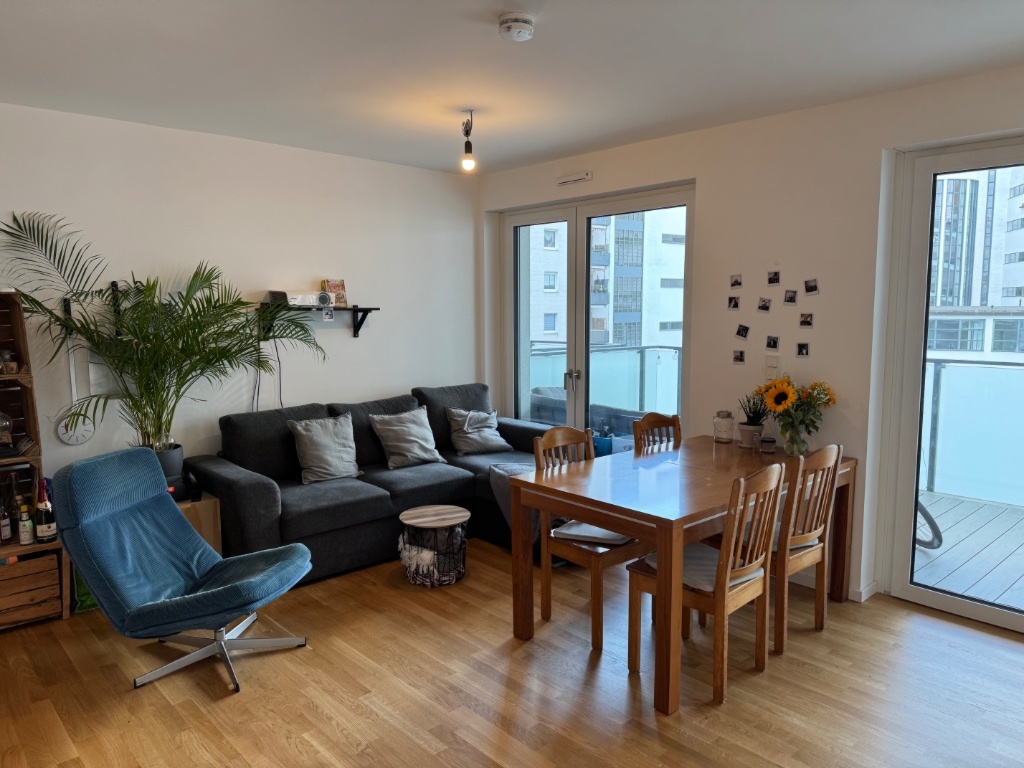 WG-Zimmer Kreuzberg Neuenburger Straße - Wohnzimmer