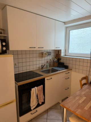 Anzeigenbild: Gemütliche Souterrain-Wohnung mit Garten