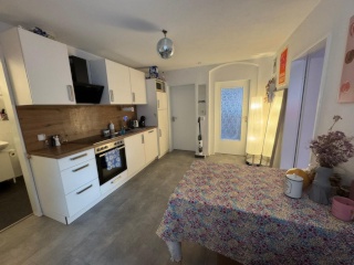 Neustadt: Kleines, charmantes Zimmer in netter 3-er WG