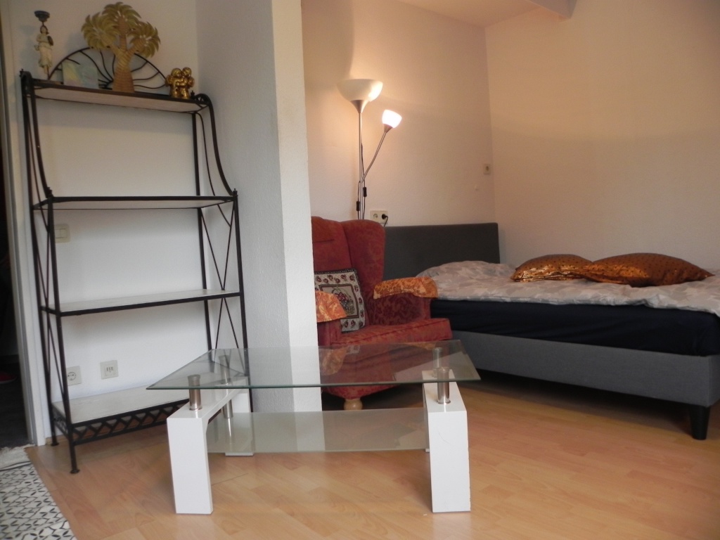 Möbliertes Apartment Nähe Seestern, Huawei, Vodafone – 40547 Düsseldorf Düsseldorf - Lörick – Vorschaubild 14