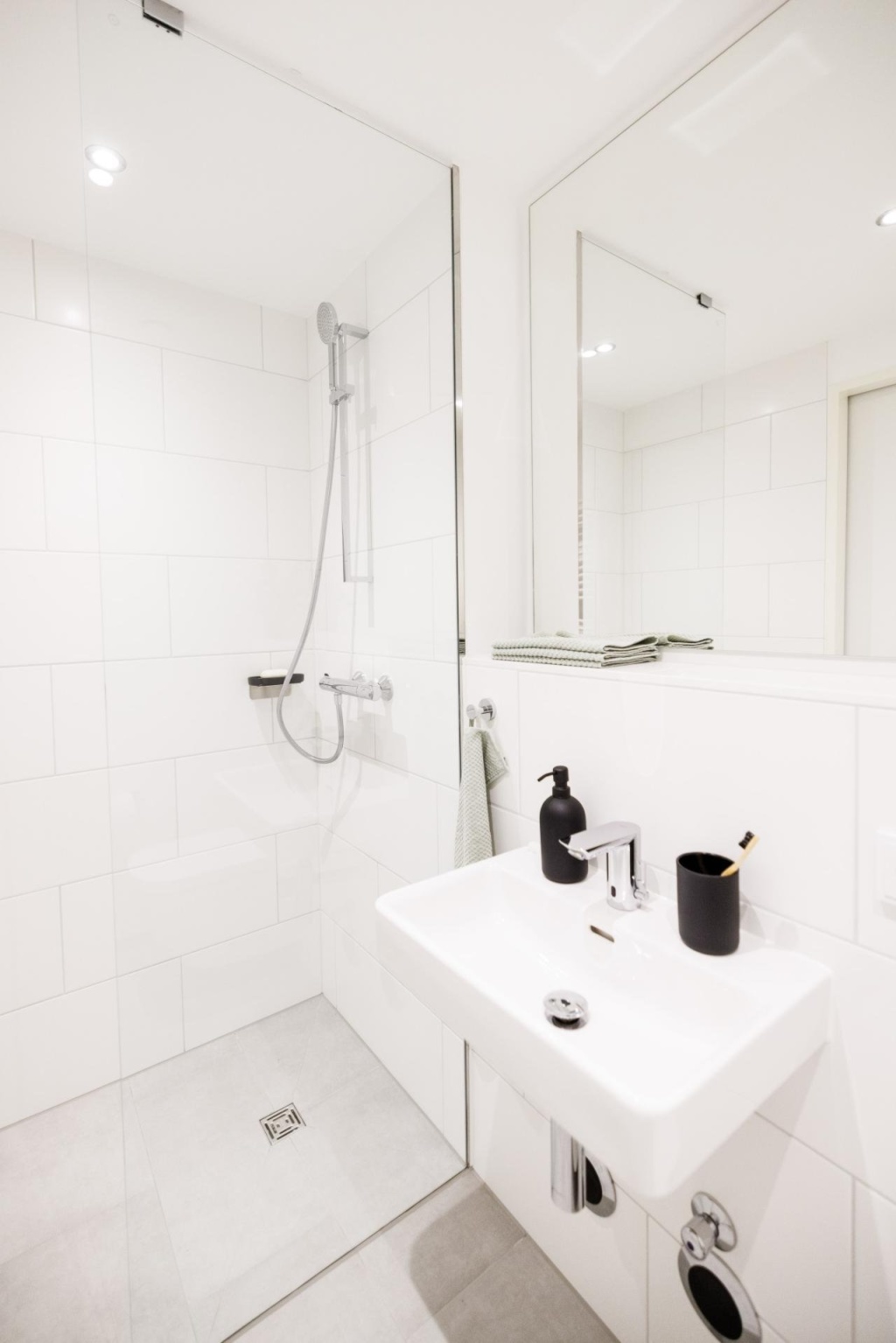 THE FIZZ Ludwigshafen - Mannheim – Vollmöblierte Single Apartments für Studierende – 67061 Ludwigshafen am Rhein Mitte – Vorschaubild 11