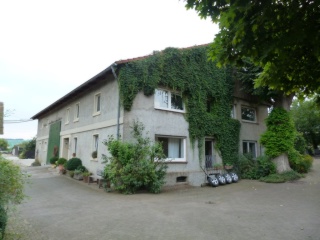 Anzeigenbild: Zimmer für Studierende in 4-er WG frei