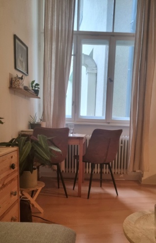 ONLY 3 WEEKS // 35qm Zimmer zur Zwischenmiete