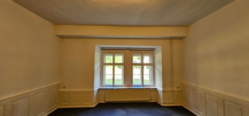 Anzeigenbild: Sehr schönes und großes 30 m² WG-Zimmer im Schloss Corvey frei