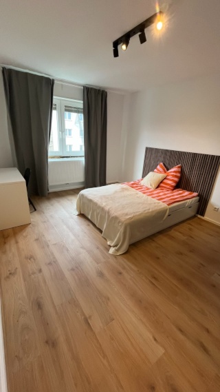 Anzeigenbild: #Bauernga39WE13Z1 - 16 m2 in 2er-WG in Nürnberg – möbliertes Zimmer in renovierter Wohnung (ab 01.09.)