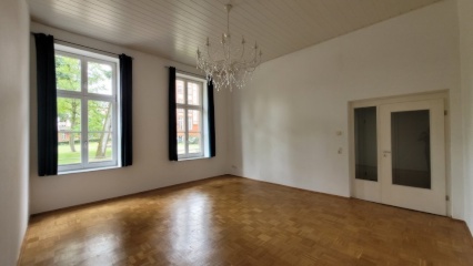 Anzeigenbild: 27,5m2 in zentral gelegener 2er-WG mit Pool