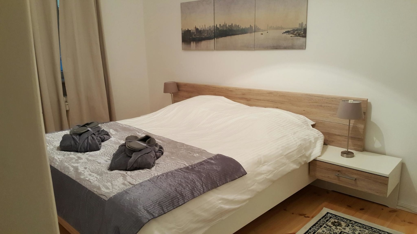 Uhlandstraße, Berlin – Uhlandstraße, 10717 Berlin Wilmersdorf – Vorschaubild 2