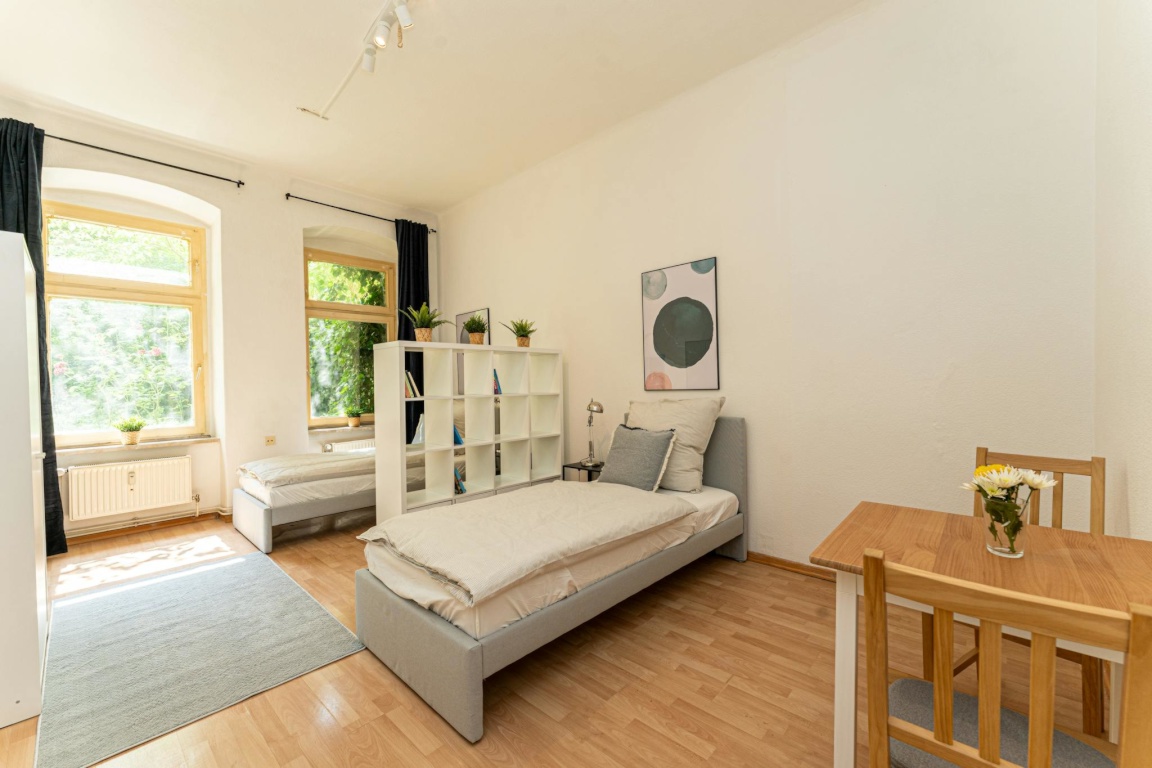Flat Berlin Fehmarner Straße - picture 2