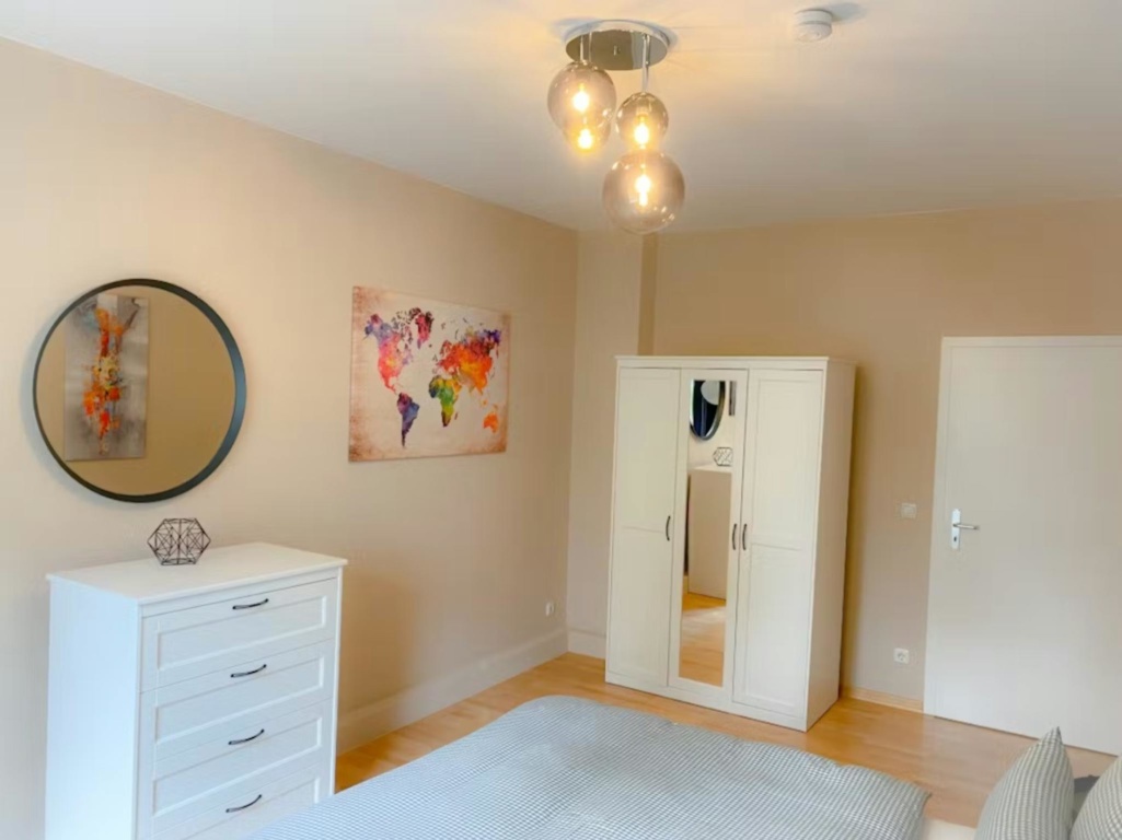 WG-Zimmer Westend-Nord Wiesenau - Bild 4