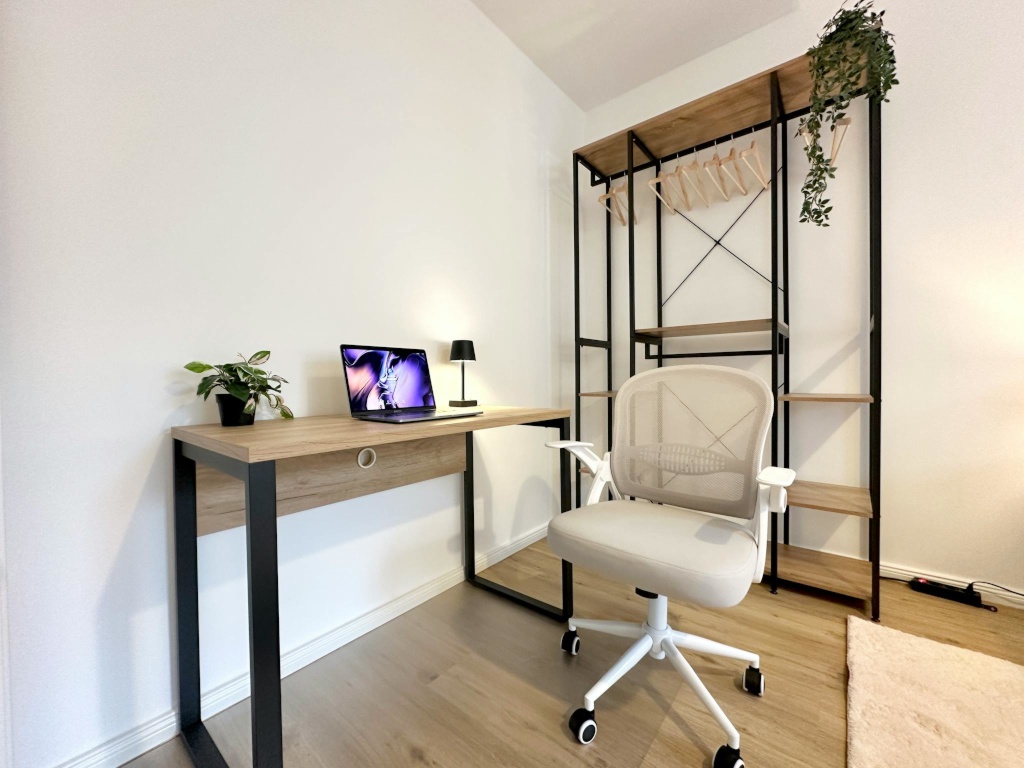 1 Room Flat Barmbek-Süd Gluckstraße - picture 6
