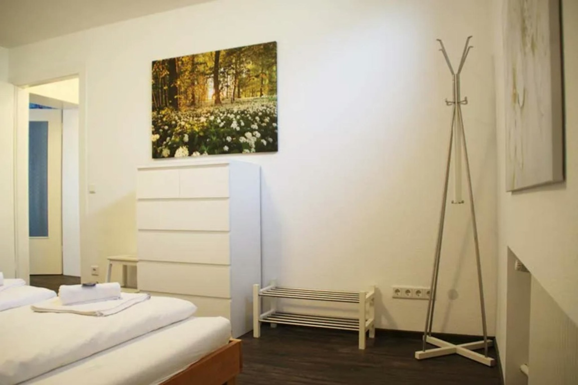 1-Zimmer-Wohnung Hubbelrath Lichtenbroicher Weg - Bild 3