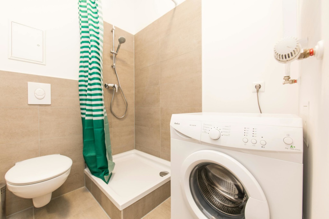WG-Zimmer Neukölln Weigandufer - Bild 8