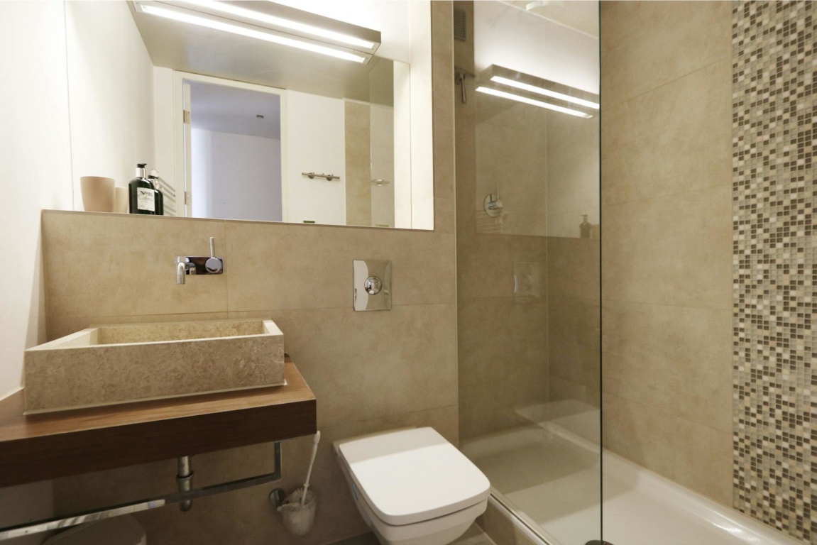 1 Room Flat Mitte Friedrichstraße - picture 10