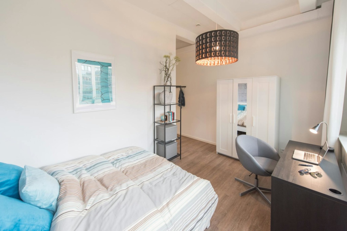 Habitación en WG München Fritz-Erler-Straße - foto 2