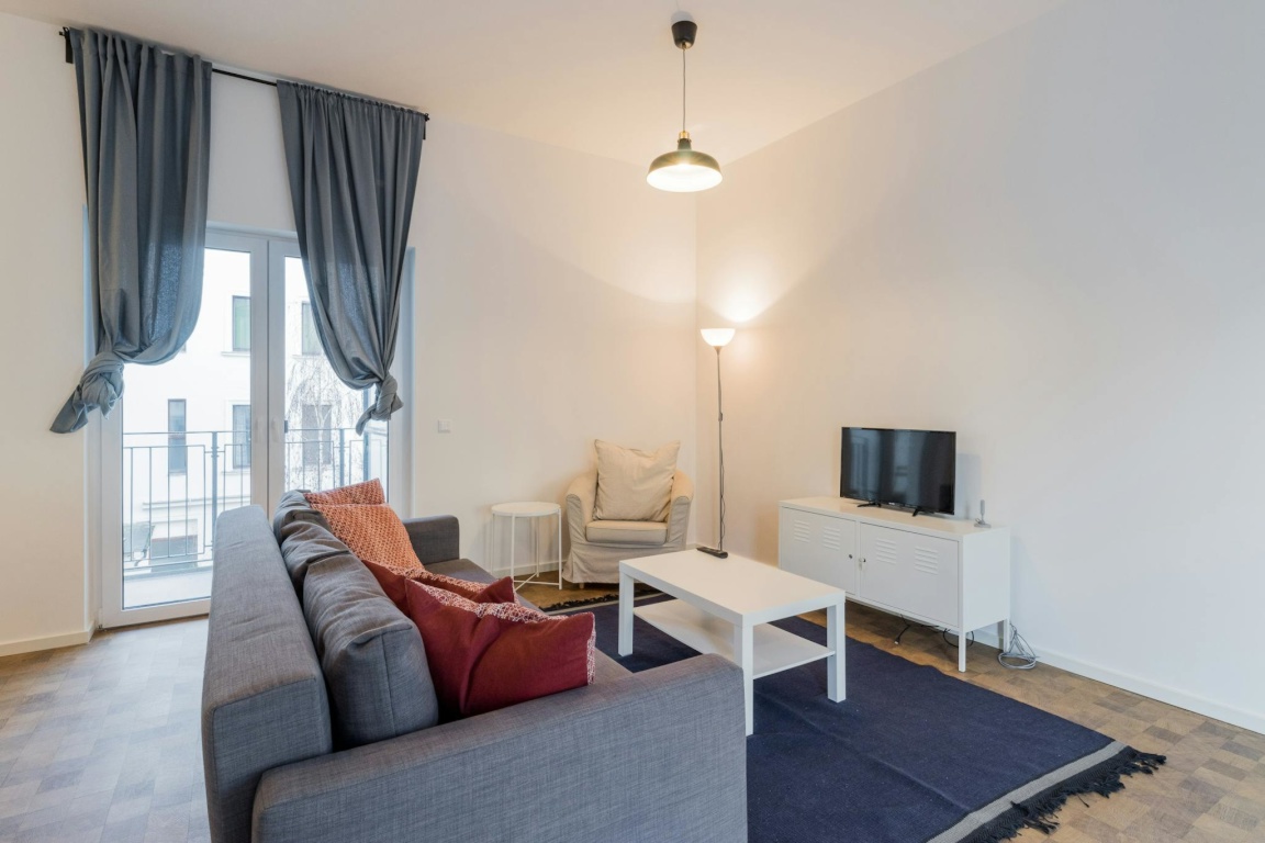 1 Room Flat Kreuzberg Hasenheide - picture 7