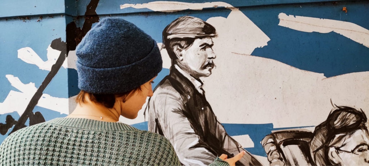 Anzeigenbild: Bücher, ein Fahrrad und gute Laune bringe ich mit- fehlt nur noch eine Bleibe (Wohnung oder WG)