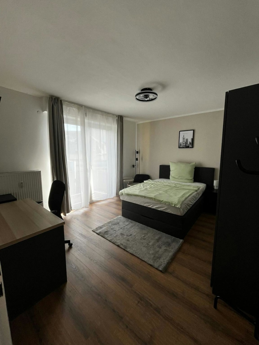 WG-Zimmer Bockenheim Robert-Mayer-Straße - Bild 2