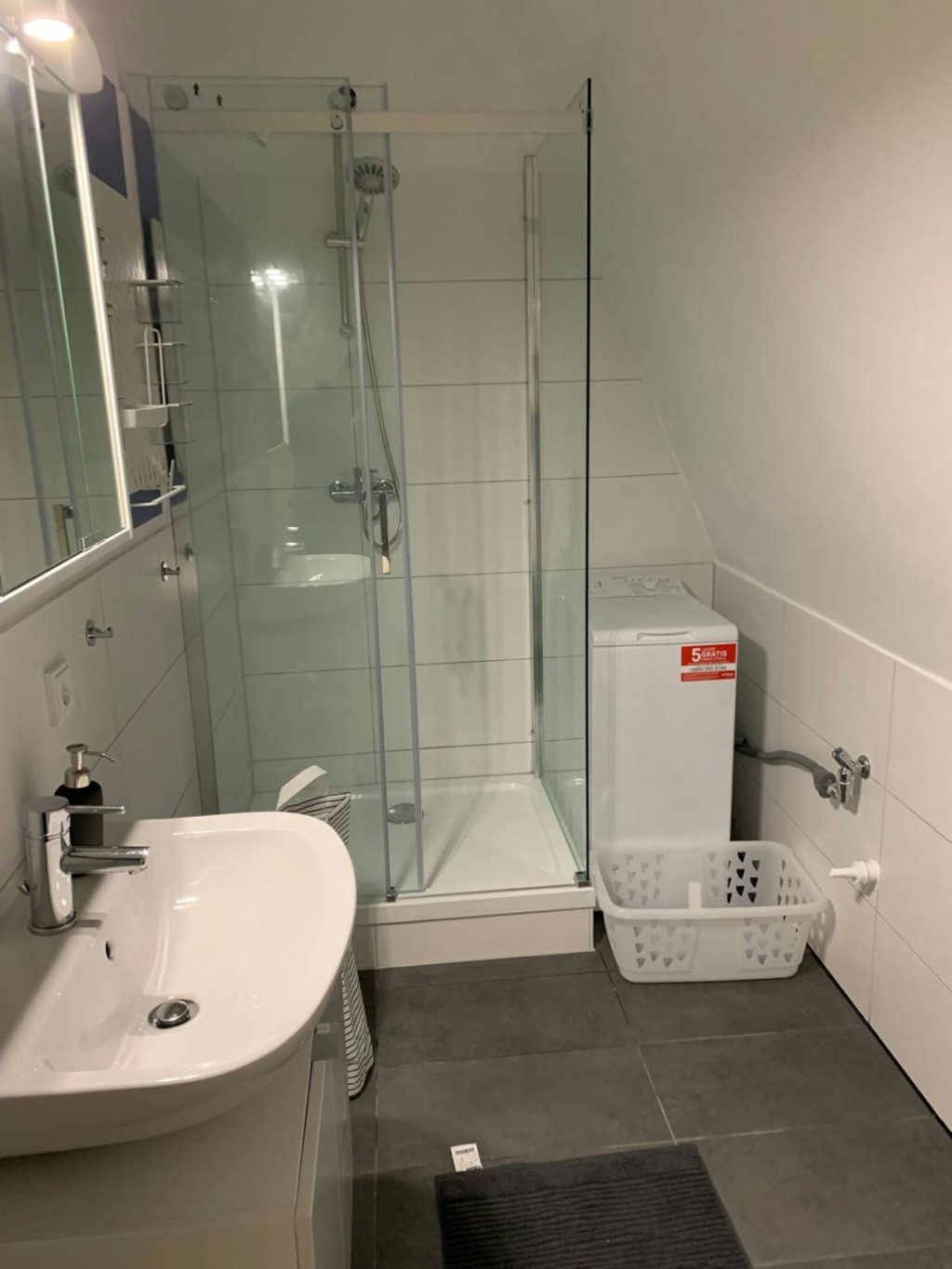 WG-Zimmer Bornheim Saalburgallee - Bild 9