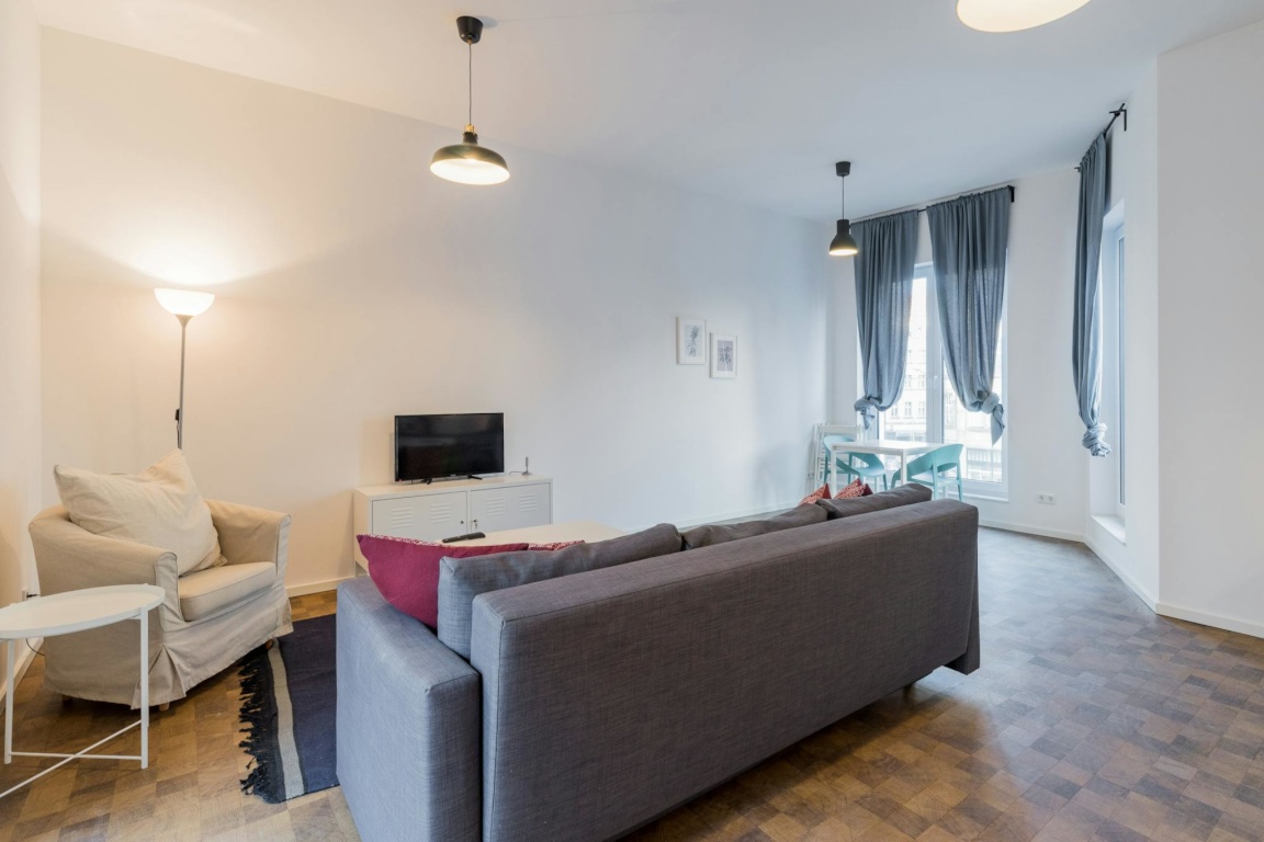 1 Room Flat Kreuzberg Hasenheide - picture 6