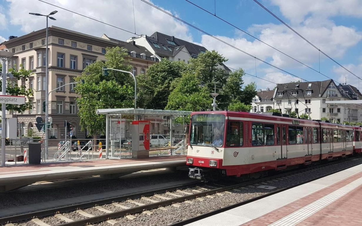 Flatshare Oberkassel Luegallee - picture 1