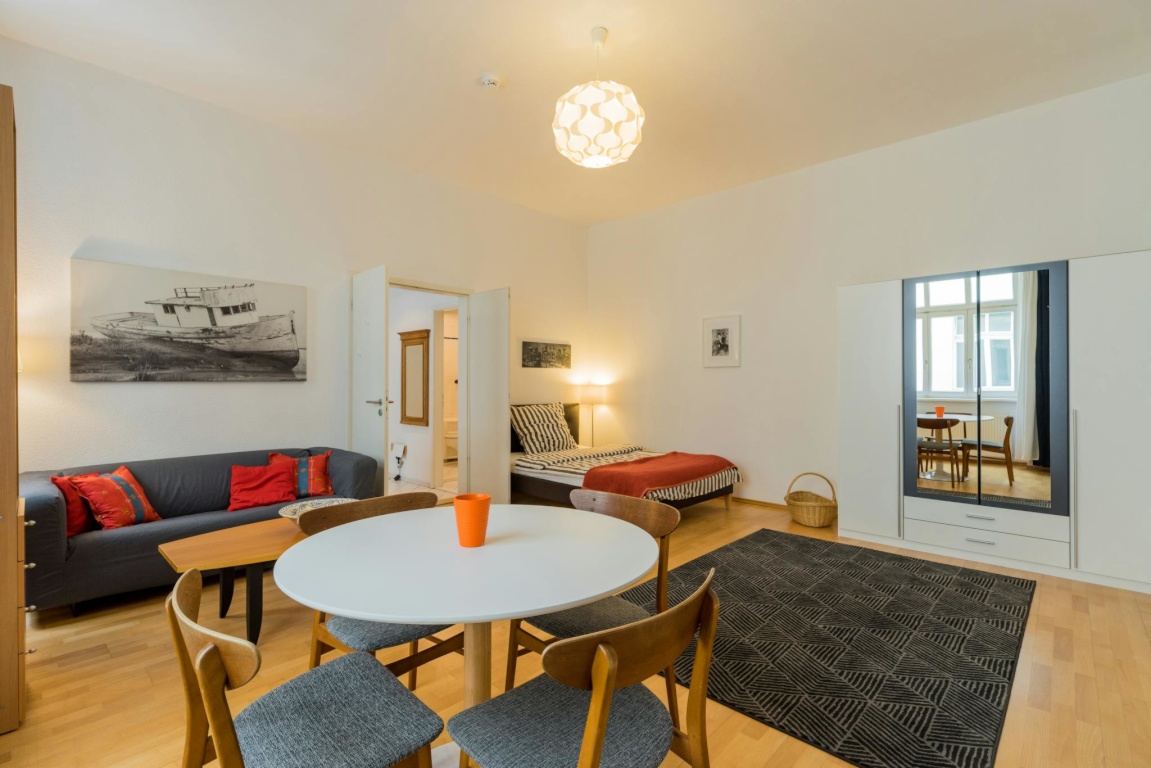 1-Zimmer-Wohnung Mitte Zehdenicker Straße - Bild 3