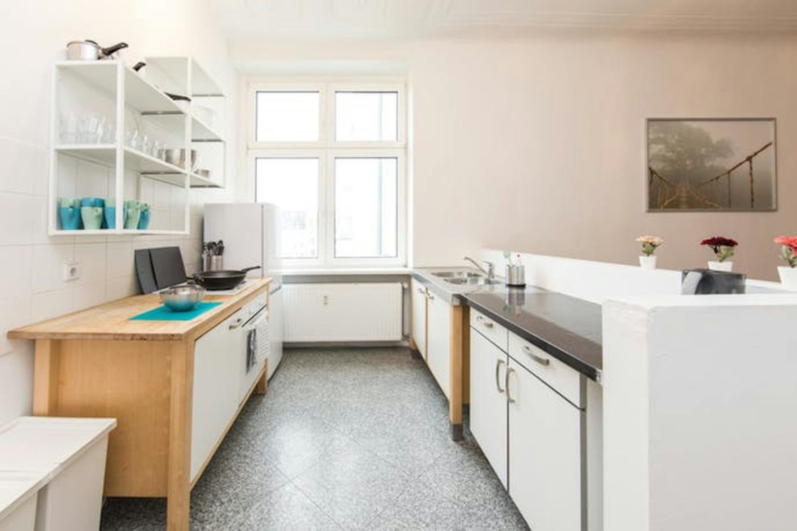 WG-Zimmer Wilmersdorf Weimarische Straße - Bild 9