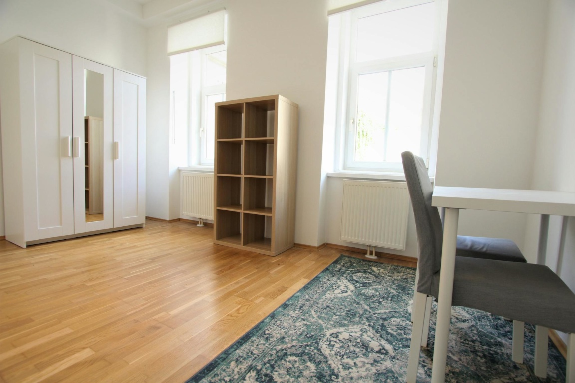 1 Room Flat Wien Simmeringer Hauptstraße - picture 1