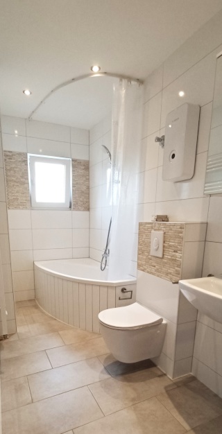 Anzeigenbild: Modernisierte helle 3 Zimmer Wohnung