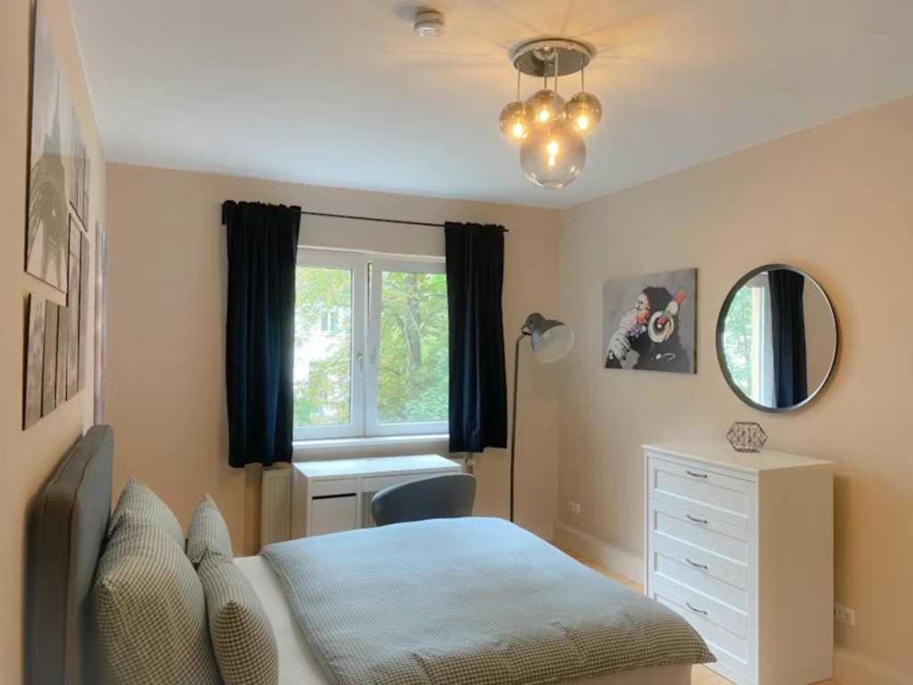 WG-Zimmer Westend-Nord Wiesenau - Bild 2