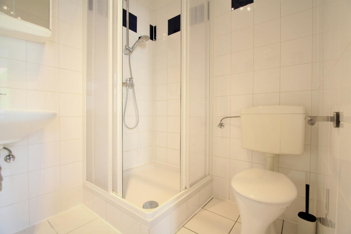 1 Room Flat Wien Simmeringer Hauptstraße - picture 9