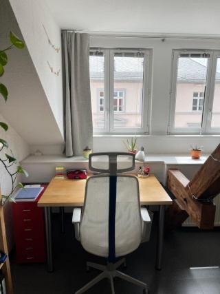 Anzeigenbild: 2 Zimmer Wohnung zum 01.10 in Zentraler Lage