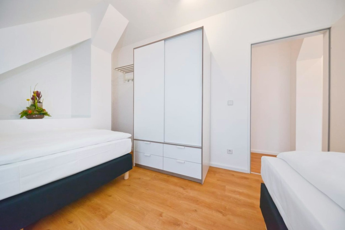 Greifswalder Straße, Berlin – Greifswalder Straße, 10405 Berlin Prenzlauer Berg – Vorschaubild 4