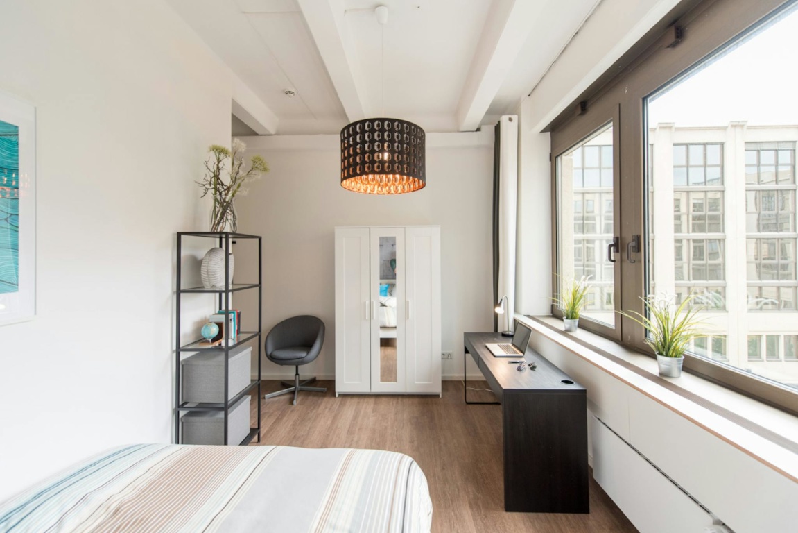 Habitación en WG München Fritz-Erler-Straße - foto 4