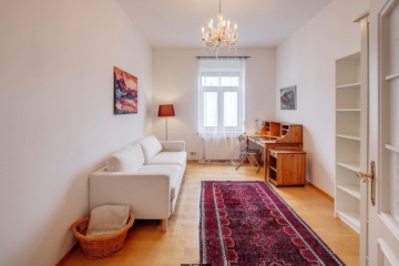 freundschaftliche WG sucht weiteren Mitbewohni auf Zeit :)