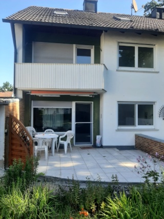 Ad image: Zimmer in 5er WG zu vermieten in Doppelhaushälfte