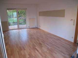 Anzeigenbild: Haus im Haus - Grünes Wohnen mit viel Platz für 3erWG