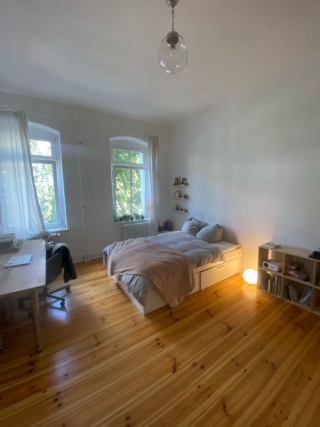 2 Zimmer Wohnung, Altbau Untermiete Teilmöbliert longterm — photo 1