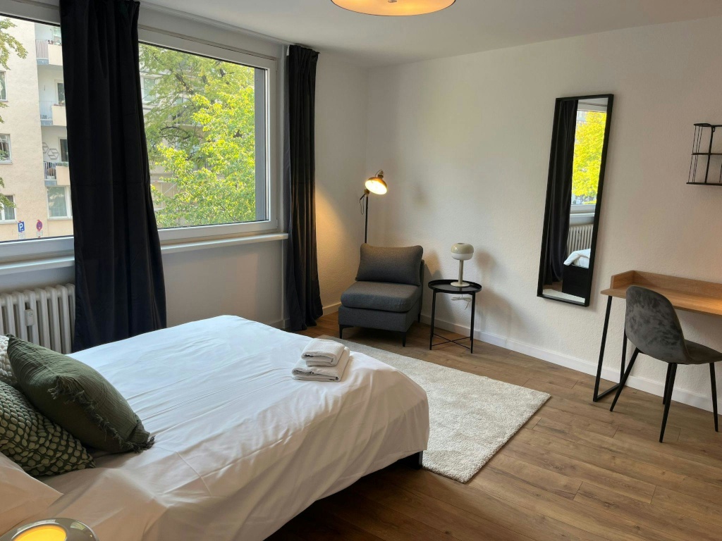 Wohnung Berlin Leibnizstraße - Bild 2