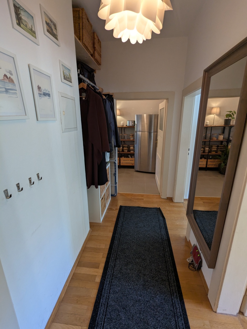 Möblierte 2 Zimmerwohnung mit Balkon zur Zwischenmiete (Maxvorstadt) – Lothstraße, 80797 München Maxvorstadt – Vorschaubild 6